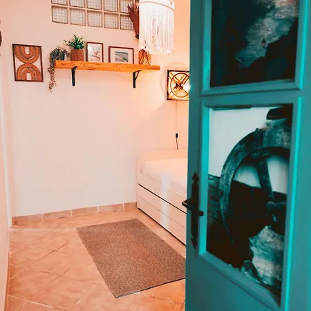 Um Lugar Ao Sol House Azenhas Do Mar Apartment